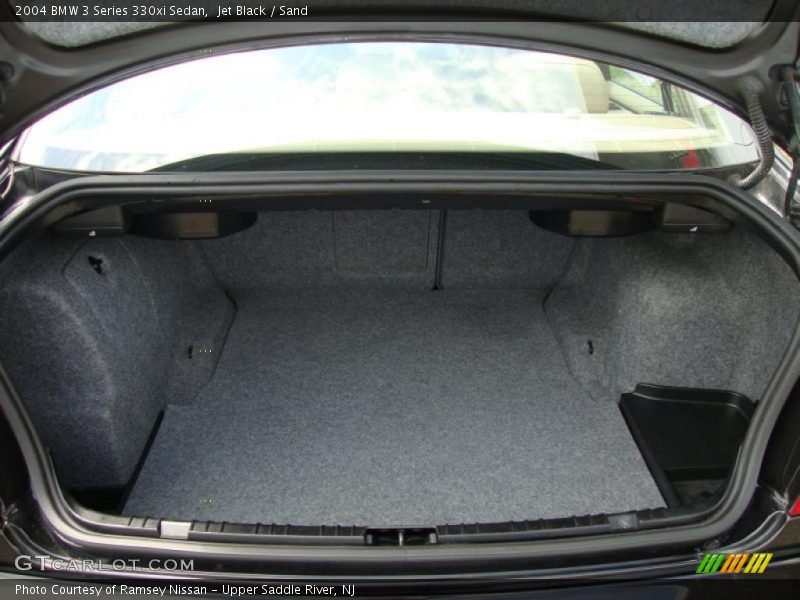 Jet Black / Sand 2004 BMW 3 Series 330xi Sedan
