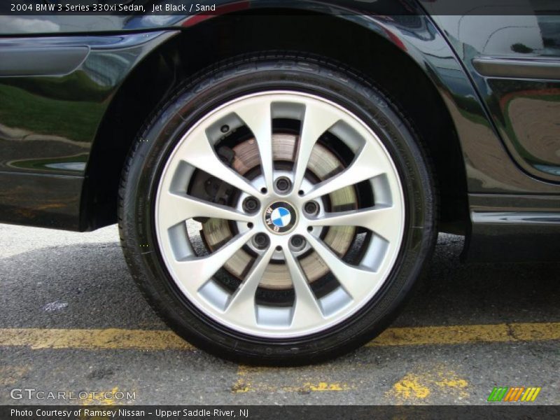 Jet Black / Sand 2004 BMW 3 Series 330xi Sedan