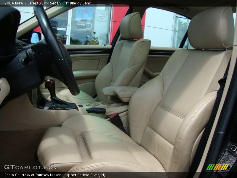 Jet Black / Sand 2004 BMW 3 Series 330xi Sedan