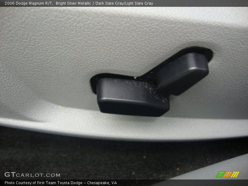 Bright Silver Metallic / Dark Slate Gray/Light Slate Gray 2006 Dodge Magnum R/T