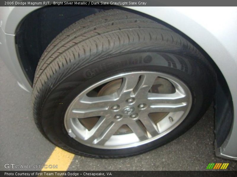 Bright Silver Metallic / Dark Slate Gray/Light Slate Gray 2006 Dodge Magnum R/T