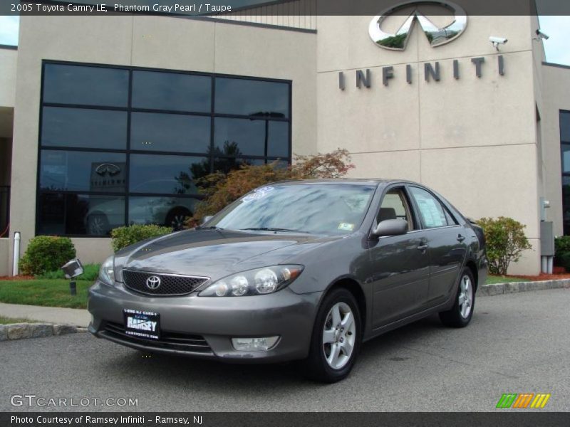 Phantom Gray Pearl / Taupe 2005 Toyota Camry LE