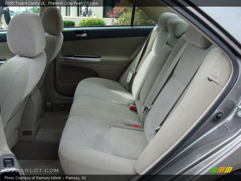 Phantom Gray Pearl / Taupe 2005 Toyota Camry LE