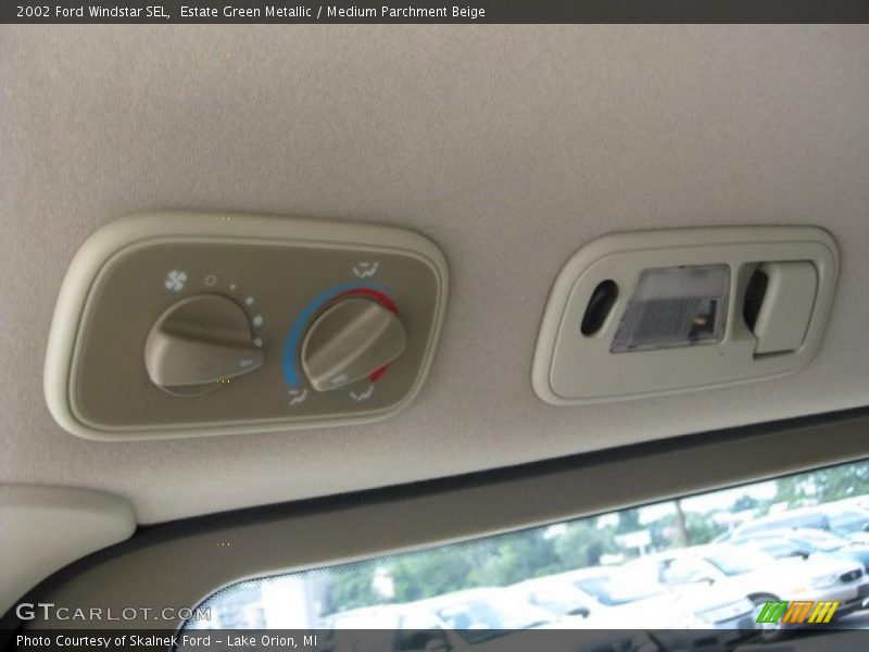 Estate Green Metallic / Medium Parchment Beige 2002 Ford Windstar SEL