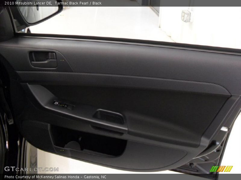 Tarmac Black Pearl / Black 2010 Mitsubishi Lancer DE