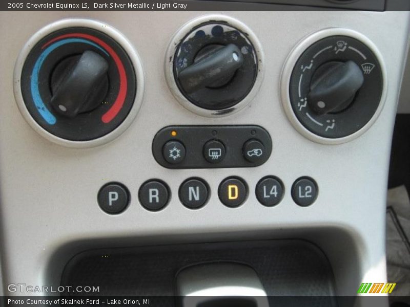 Dark Silver Metallic / Light Gray 2005 Chevrolet Equinox LS