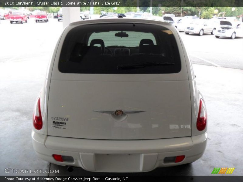 Stone White / Pastel Slate Gray 2010 Chrysler PT Cruiser Classic