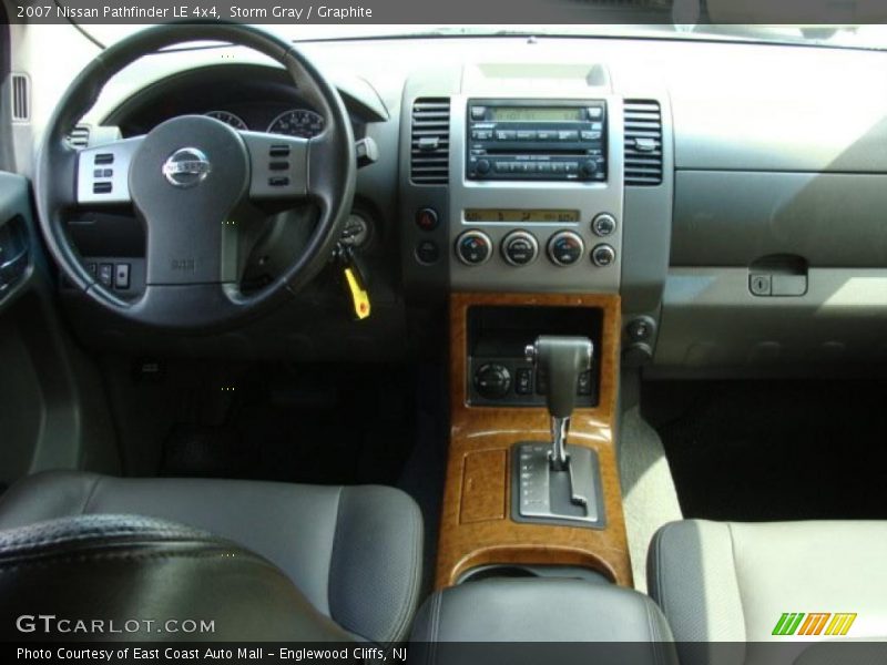 Storm Gray / Graphite 2007 Nissan Pathfinder LE 4x4