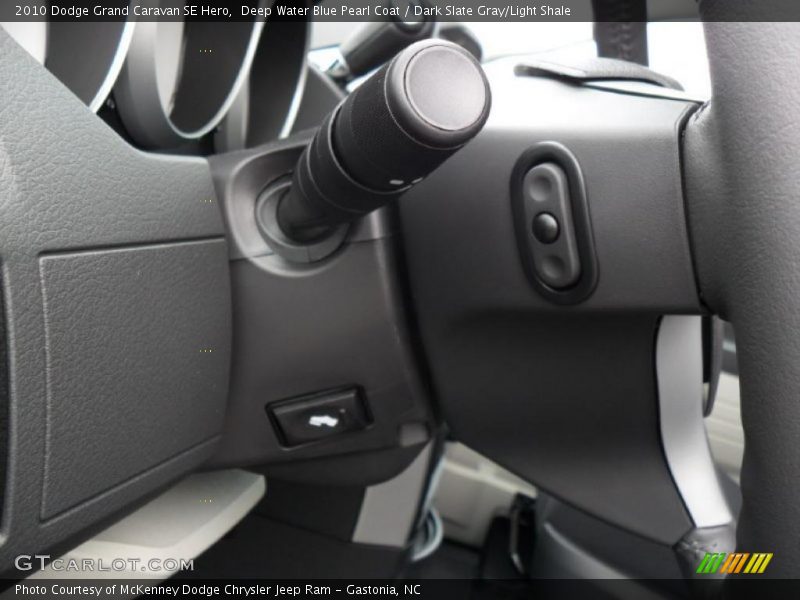 Deep Water Blue Pearl Coat / Dark Slate Gray/Light Shale 2010 Dodge Grand Caravan SE Hero