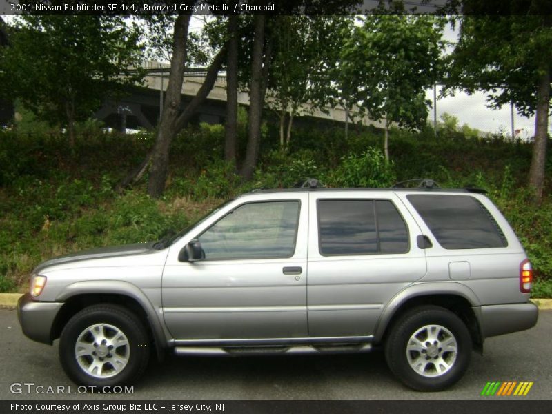 Bronzed Gray Metallic / Charcoal 2001 Nissan Pathfinder SE 4x4