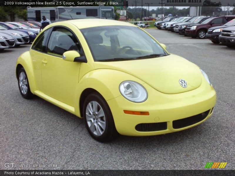 Sunflower Yellow / Black 2009 Volkswagen New Beetle 2.5 Coupe