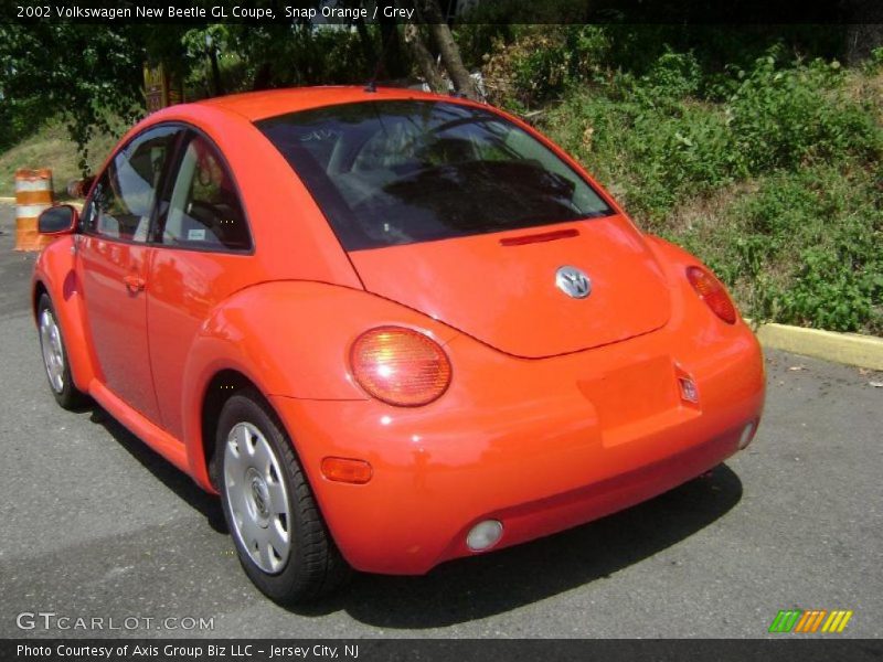 Snap Orange / Grey 2002 Volkswagen New Beetle GL Coupe