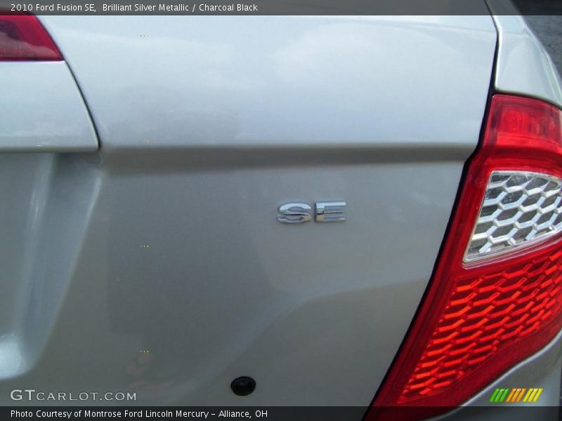 Brilliant Silver Metallic / Charcoal Black 2010 Ford Fusion SE