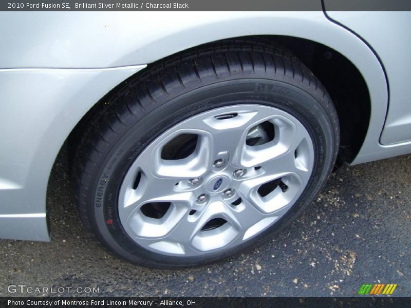 Brilliant Silver Metallic / Charcoal Black 2010 Ford Fusion SE