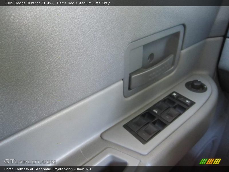 Flame Red / Medium Slate Gray 2005 Dodge Durango ST 4x4
