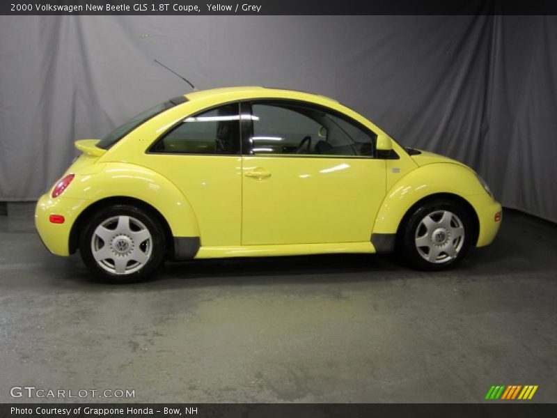 Yellow / Grey 2000 Volkswagen New Beetle GLS 1.8T Coupe