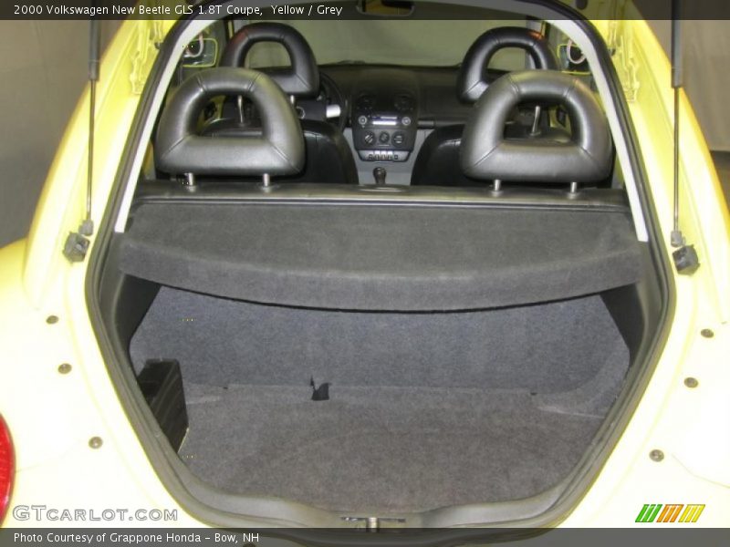 Yellow / Grey 2000 Volkswagen New Beetle GLS 1.8T Coupe
