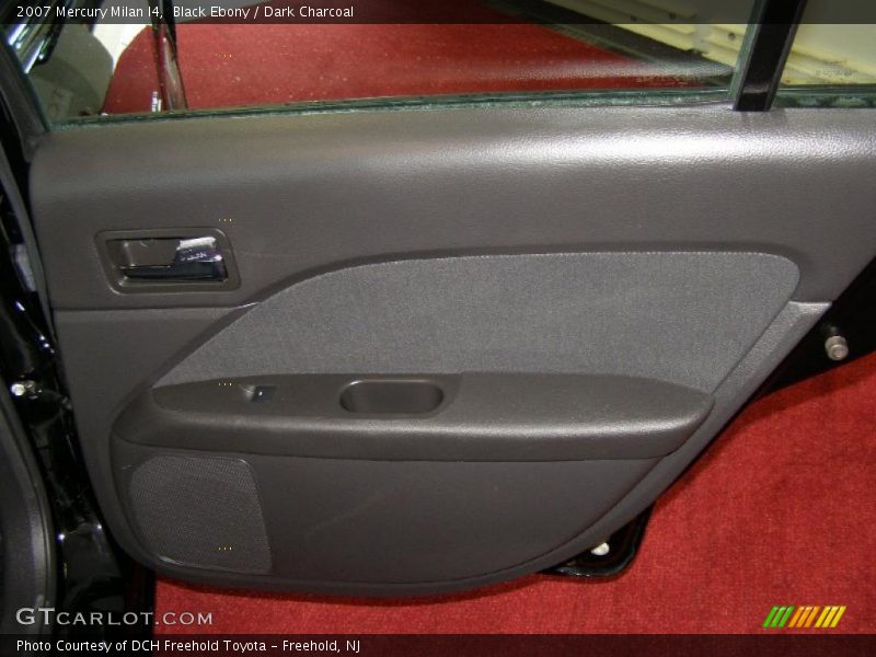 Black Ebony / Dark Charcoal 2007 Mercury Milan I4