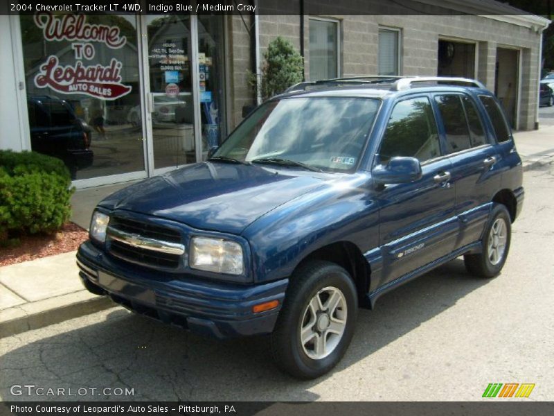 Indigo Blue / Medium Gray 2004 Chevrolet Tracker LT 4WD