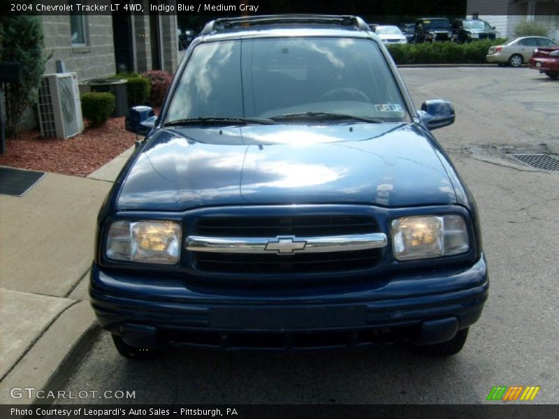 Indigo Blue / Medium Gray 2004 Chevrolet Tracker LT 4WD