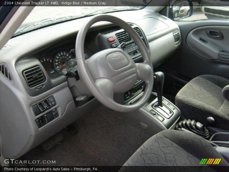 Indigo Blue / Medium Gray 2004 Chevrolet Tracker LT 4WD