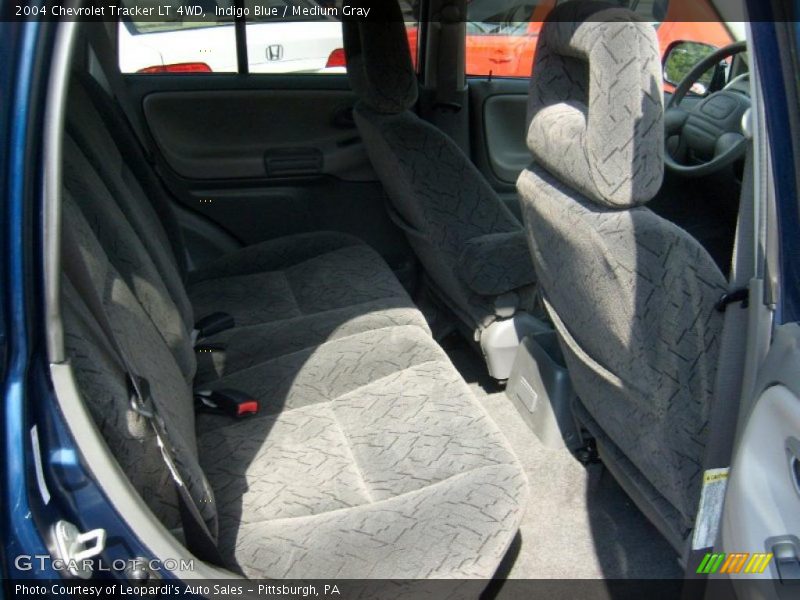 Indigo Blue / Medium Gray 2004 Chevrolet Tracker LT 4WD