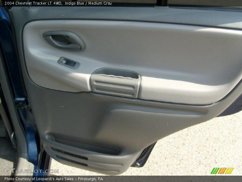 Indigo Blue / Medium Gray 2004 Chevrolet Tracker LT 4WD