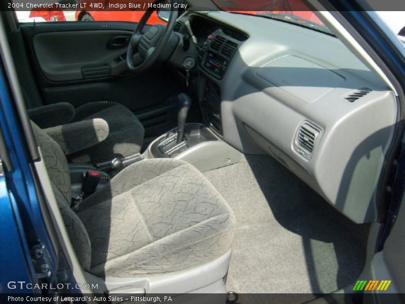 Indigo Blue / Medium Gray 2004 Chevrolet Tracker LT 4WD