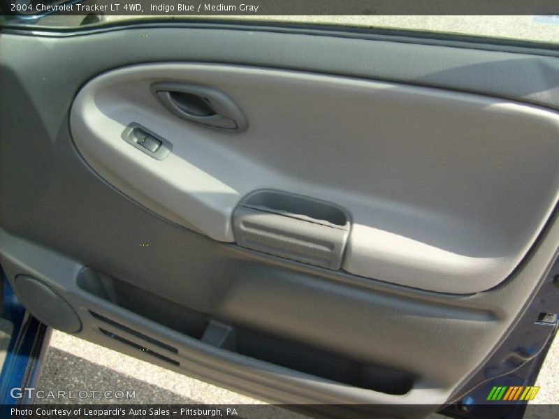 Indigo Blue / Medium Gray 2004 Chevrolet Tracker LT 4WD