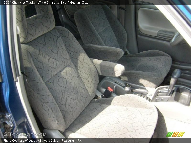 Indigo Blue / Medium Gray 2004 Chevrolet Tracker LT 4WD