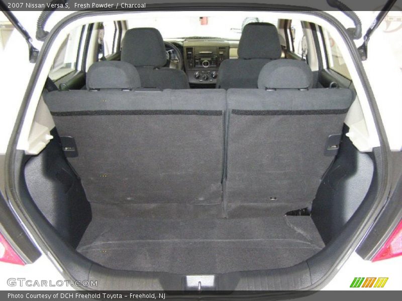 Fresh Powder / Charcoal 2007 Nissan Versa S