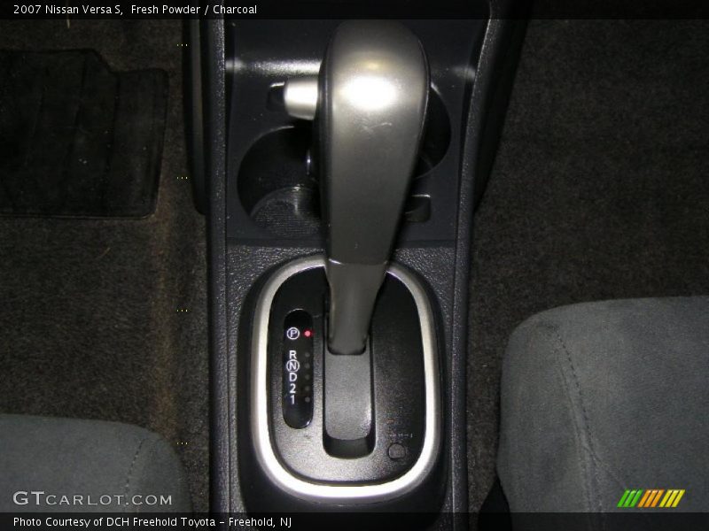 Fresh Powder / Charcoal 2007 Nissan Versa S