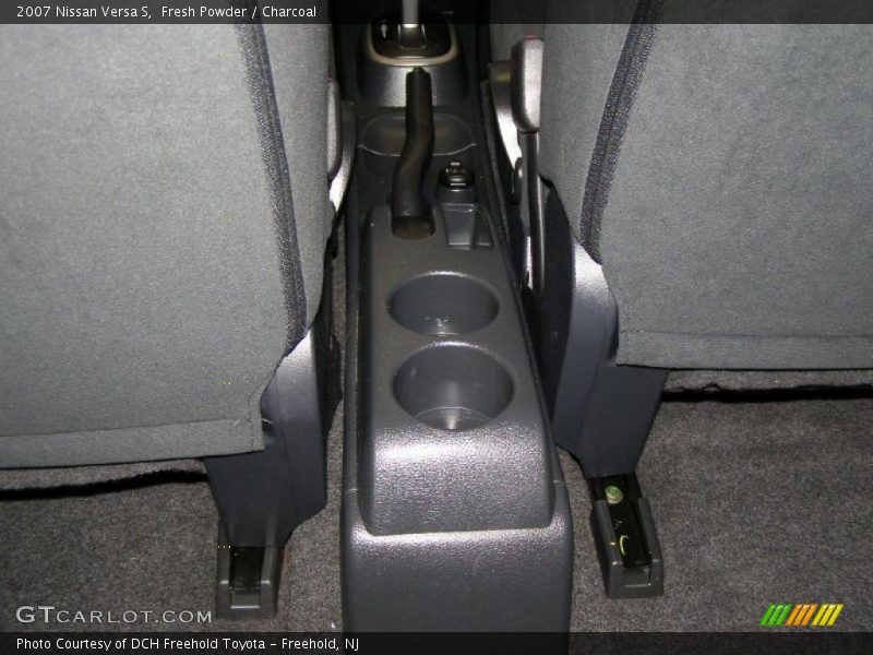 Fresh Powder / Charcoal 2007 Nissan Versa S