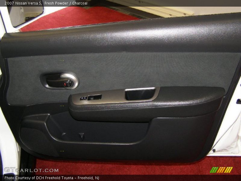 Fresh Powder / Charcoal 2007 Nissan Versa S