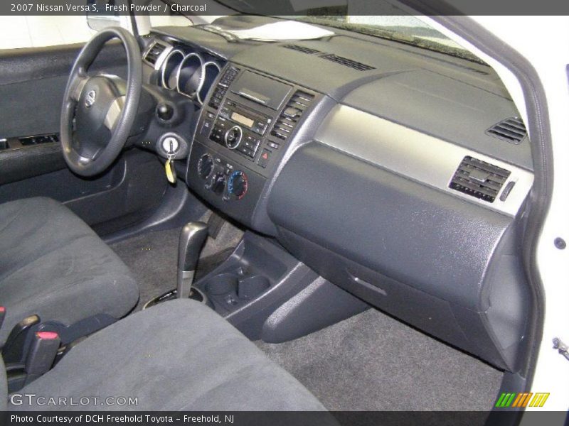 Fresh Powder / Charcoal 2007 Nissan Versa S