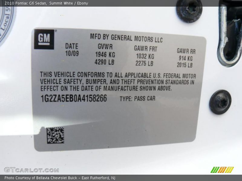 Summit White / Ebony 2010 Pontiac G6 Sedan