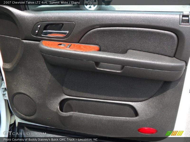 Summit White / Ebony 2007 Chevrolet Tahoe LTZ 4x4