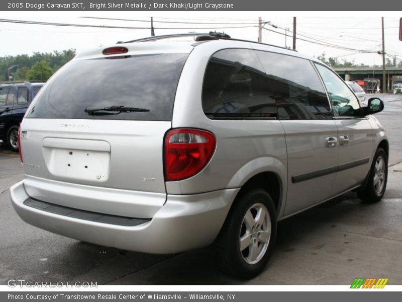 Bright Silver Metallic / Dark Khaki/Light Graystone 2005 Dodge Caravan SXT