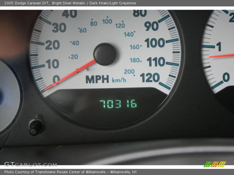 Bright Silver Metallic / Dark Khaki/Light Graystone 2005 Dodge Caravan SXT