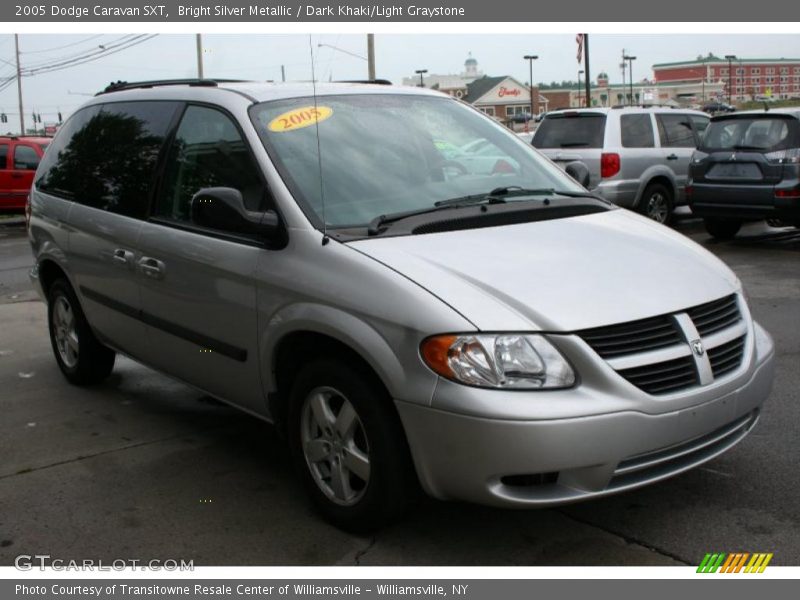 Bright Silver Metallic / Dark Khaki/Light Graystone 2005 Dodge Caravan SXT