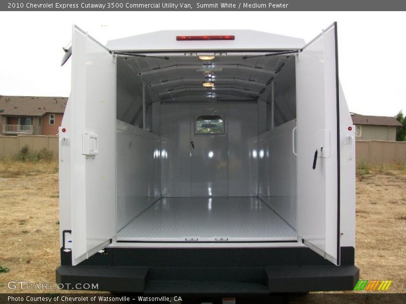 Summit White / Medium Pewter 2010 Chevrolet Express Cutaway 3500 Commercial Utility Van