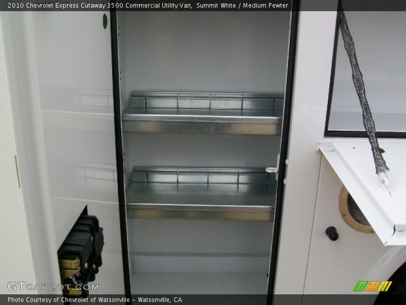 Summit White / Medium Pewter 2010 Chevrolet Express Cutaway 3500 Commercial Utility Van