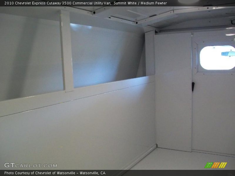 Summit White / Medium Pewter 2010 Chevrolet Express Cutaway 3500 Commercial Utility Van