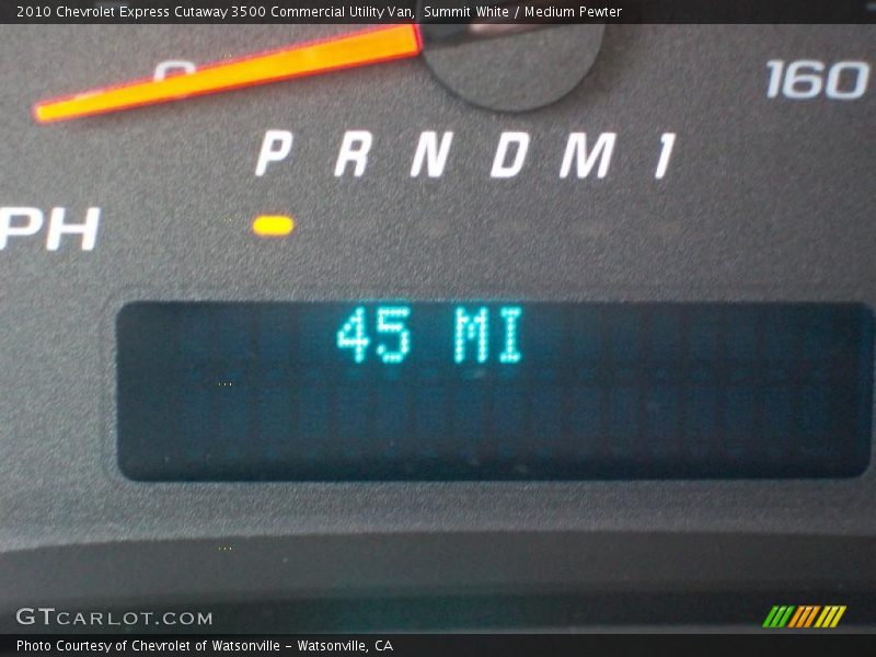 Summit White / Medium Pewter 2010 Chevrolet Express Cutaway 3500 Commercial Utility Van