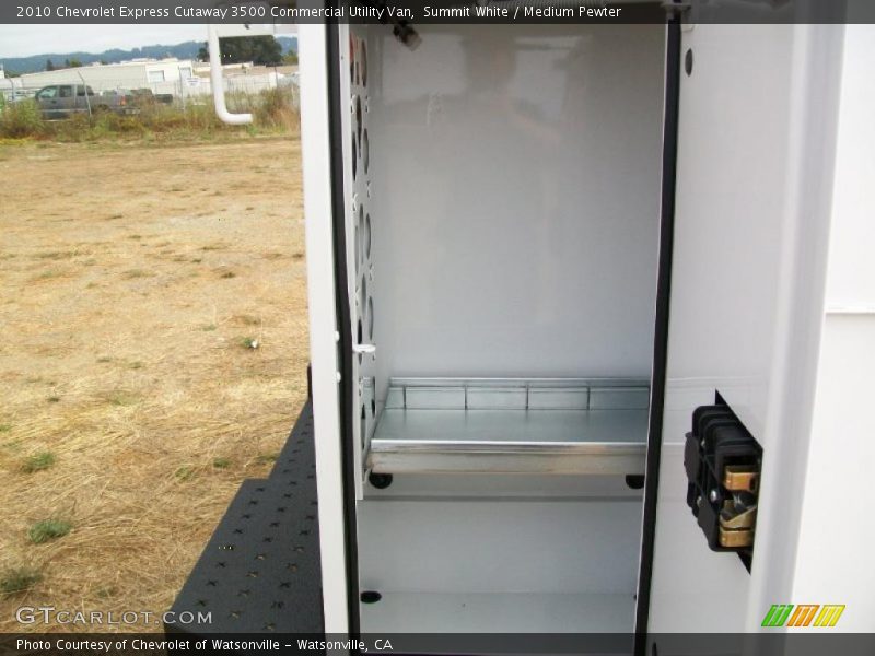 Summit White / Medium Pewter 2010 Chevrolet Express Cutaway 3500 Commercial Utility Van