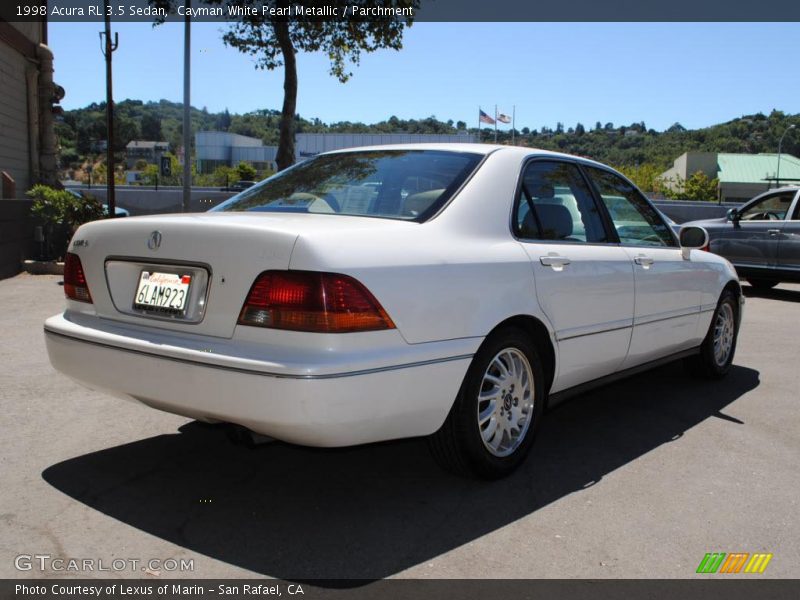 Cayman White Pearl Metallic / Parchment 1998 Acura RL 3.5 Sedan