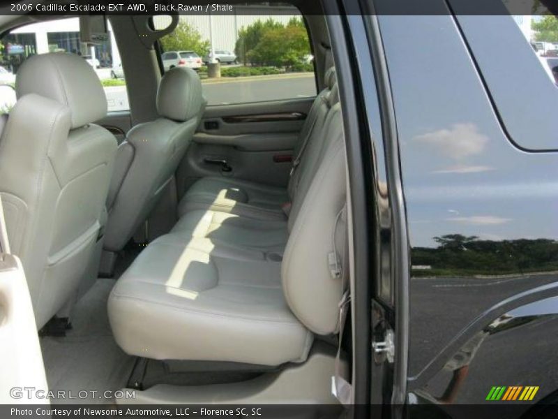Black Raven / Shale 2006 Cadillac Escalade EXT AWD
