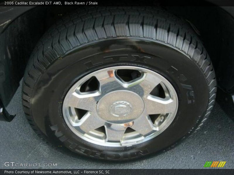 Black Raven / Shale 2006 Cadillac Escalade EXT AWD