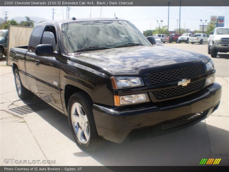Black / Dark Charcoal 2005 Chevrolet Silverado 1500 SS Extended Cab 4x4