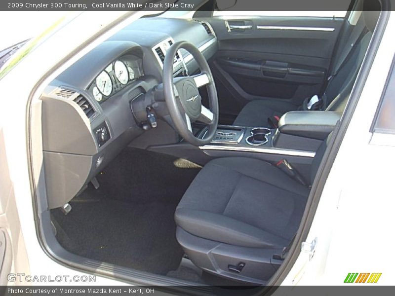 Cool Vanilla White / Dark Slate Gray 2009 Chrysler 300 Touring